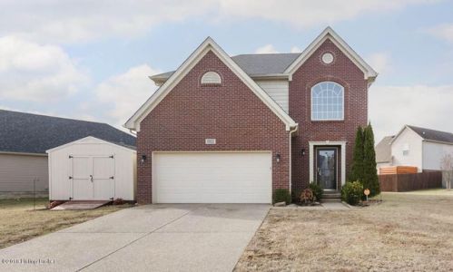 8922 Eli Dr, Louisville, KY 40291-3189