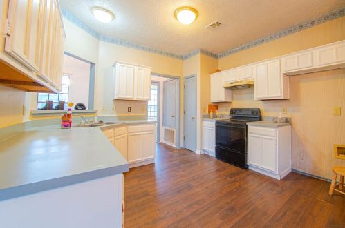 2610 Francisco Dr, Garland TX  75044-3758 exterior