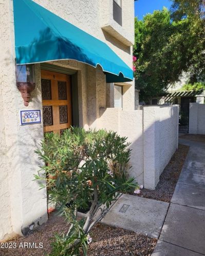 8821 48th St, Phoenix, AZ 85044-5327