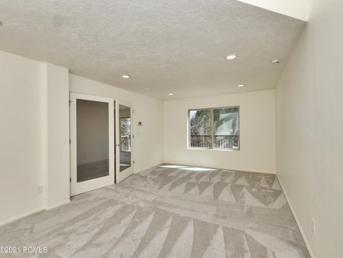 275 Parkview Dr, Park City UT 84098-5201 exterior