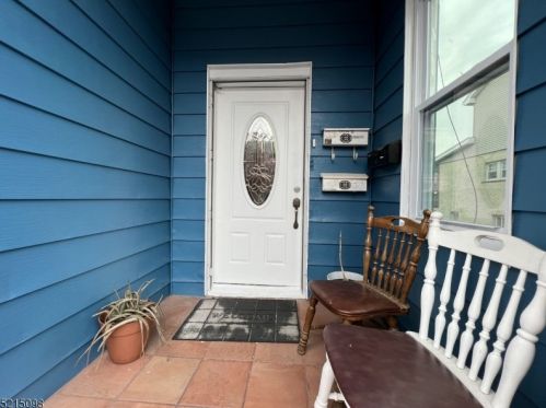 55 Frederick St, Belleville, NJ 07109-1105