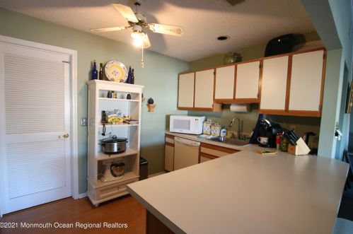 2 Boise Ct, Tinton Falls NJ 07712-3167 exterior