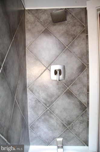 2267 Bancroft St, Philadelphia PA 19145-4314 exterior