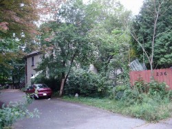 236 Auburn St, Newton, MA 02466-2407