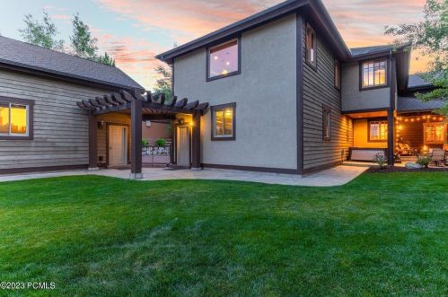 4712 Pace Dr, Park City UT 84098-6631 exterior
