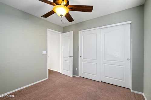 1928 Alta Vista Rd, Phoenix AZ 85041-5661 exterior