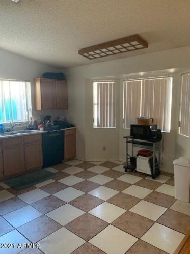 4439 85 Dr, Phoenix AZ 85037-3713 exterior