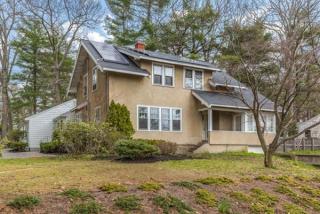 140 Bradford St, Needham, MA 02492-3049