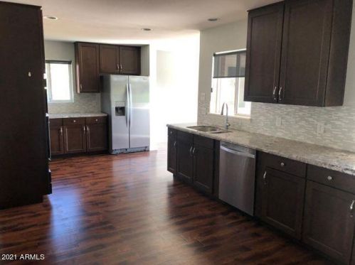 845 Edgemont Ave, Phoenix AZ 85035-1716 exterior