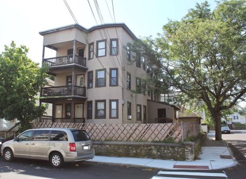 84 Farley St, Lawrence MA  01843-2516 exterior