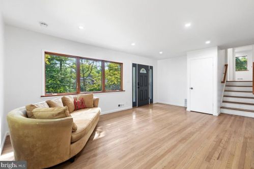 68 Randall Rd, Princeton NJ  08540-3610 exterior