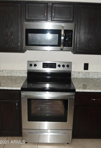 4061 Aster Dr, Phoenix AZ 85032-7318 exterior