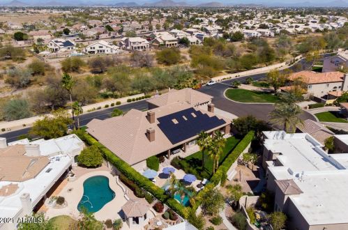 1465 Caribbean Ln, Phoenix AZ 85023-6792 exterior