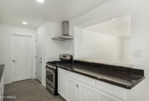 3961 Culver St, Phoenix AZ 85009-3136 exterior