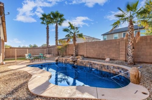 2911 Carson Rd, Phoenix, AZ 85041-6340