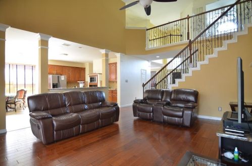 1524 Endicott Dr, Plano TX  75025-3457 exterior