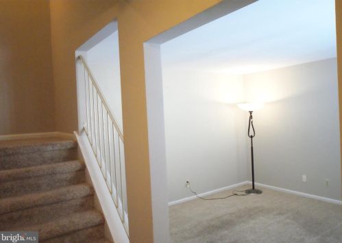 30 Caraway Ct, West Deptford NJ 08086-2407 exterior