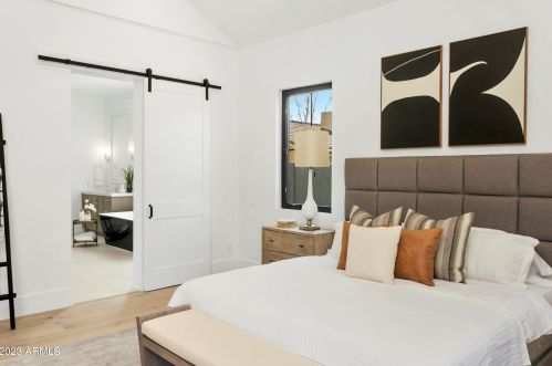 222 Belmont Ave, Phoenix AZ  85021-7229 exterior