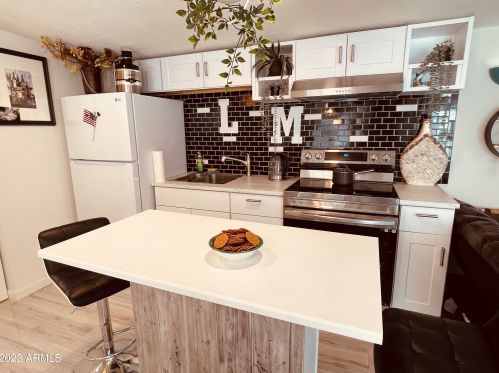 17601 22 St, Phoenix AZ 85016-3430 exterior