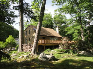 26 Lake Shore Rd, Hardyston, NJ 07460-1224