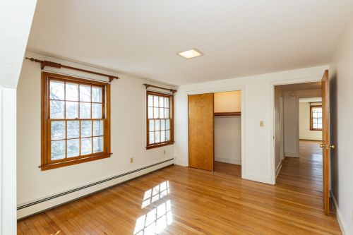 27 Huettner Rd, Falmouth MA 02543-1508 exterior