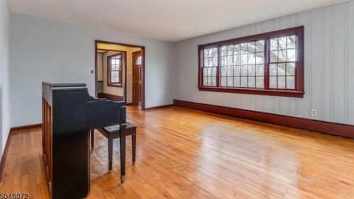 290 Church Rd, Milford NJ 08848-1813 exterior