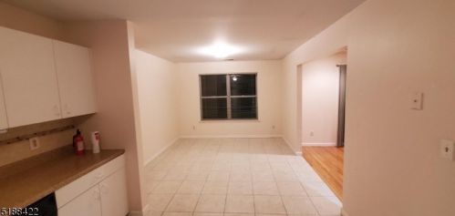 4 Jennifer Dr, East Hanover NJ  07936-3432 exterior