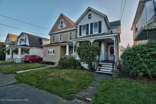 1433 Elizabeth St, Scranton, PA 18504-1213