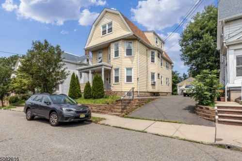 158 Academy St, Belleville, NJ 07109-2506