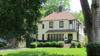 1811 Spring Dr, Louisville KY  40205-1322 exterior