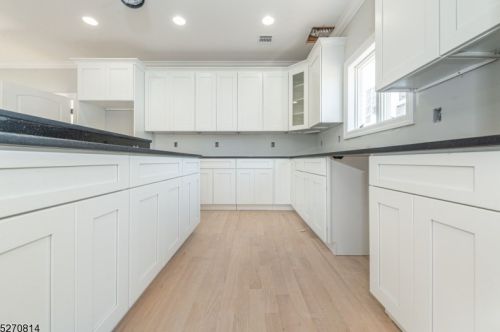 86 Longview Ave, Lake Hiawatha NJ 07034-1108 exterior