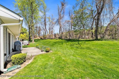 56 Smoke Tree Ter, Tinton Falls NJ 07701-6782 exterior