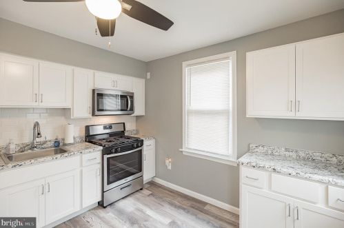 431 Prince St, West Deptford NJ 08096-5711 exterior