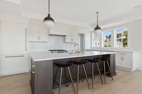 34 Holway St, Chatham MA  02633-2415 exterior