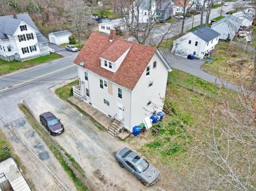 470 Britannia St, Taunton MA  02780-1553 exterior