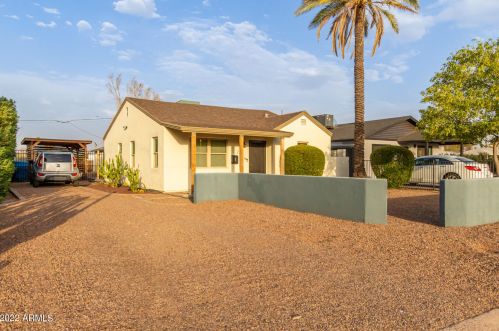2105 25th Pl, Phoenix, AZ 85008-2731