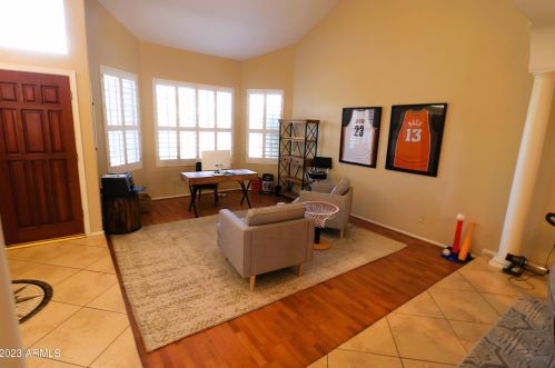 1524 Briarwood Ter, Phoenix AZ  85048-9410 exterior