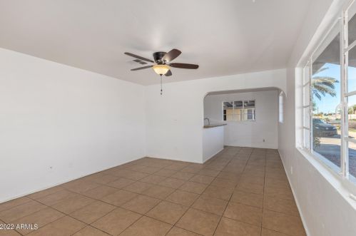 2927 Dunlap Ave, Phoenix AZ 85020-3025 exterior