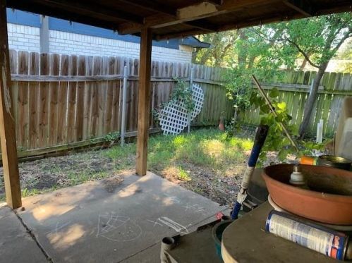 2817 Fern Glen Dr, Garland, TX 75043-6104