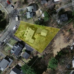 20 Manchester Rd, Newton MA 02461-1121 aerial view