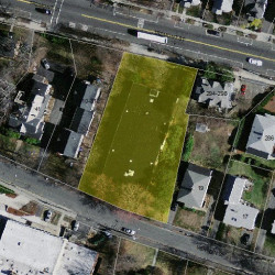 300 Tremont St, Newton MA  02458-2100 aerial view