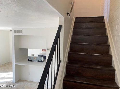 4261 67 Dr, Phoenix AZ 85033-2604 exterior