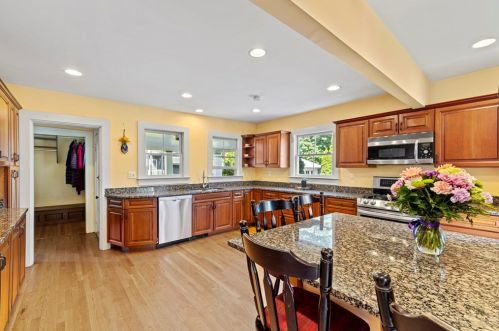 1358 Washington St, Canton MA 02021-2131 exterior