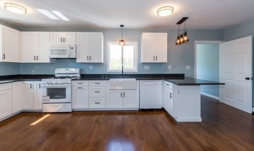 54 Aldrich Rd, East Bridgewater MA 02324-1331 exterior