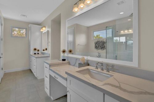 4022 40 Pl, Phoenix AZ 85028-2241 exterior