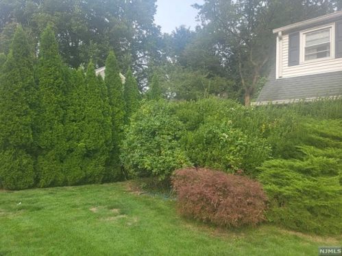 66 Jefferson Ave, Cresskill NJ  07626-2523 exterior