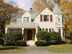 169 Allerton Rd, Newton, MA 02461-1250