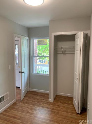 30 Emerson St, Carteret NJ  07008-2522 exterior