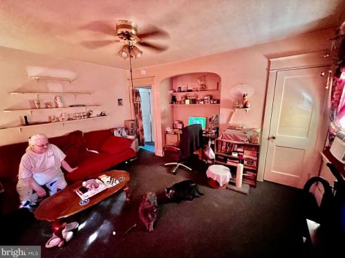 39 Harvard Ave, West Deptford NJ 08093-1808 exterior