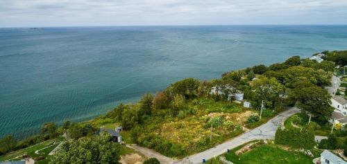 120 Bay Shr Dr, Plymouth MA 02360-2005 exterior